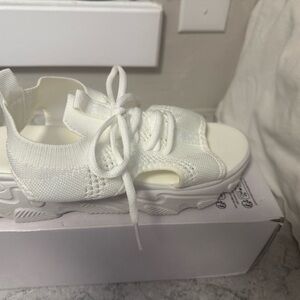 Women’s White Sandals